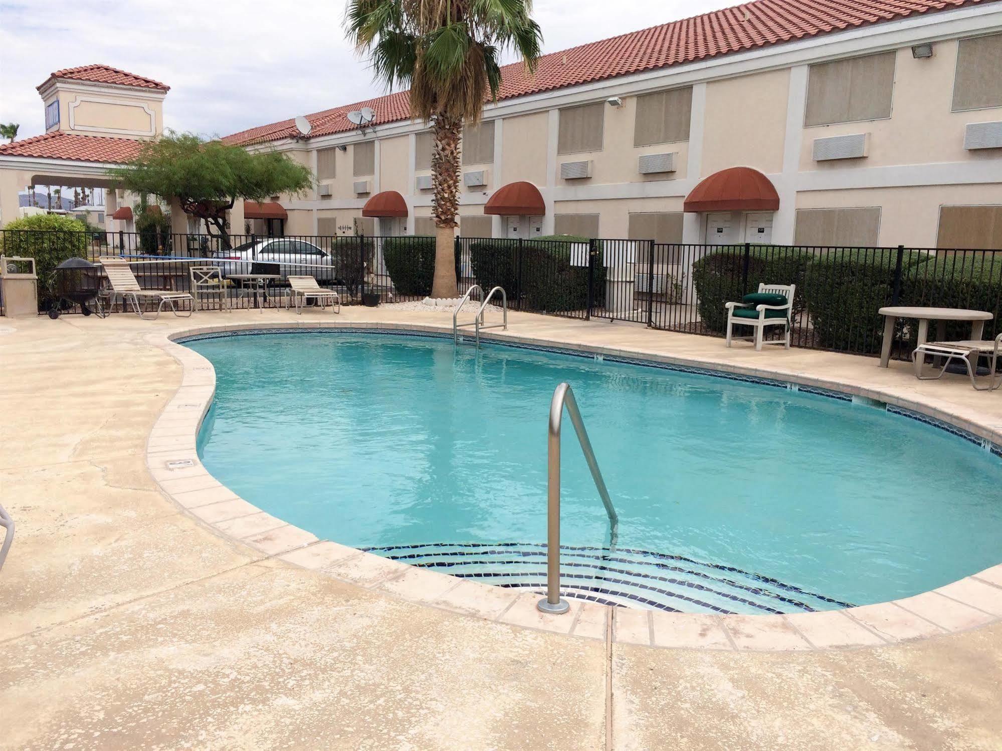 Motel 6-Apache Junction, Az エクステリア 写真